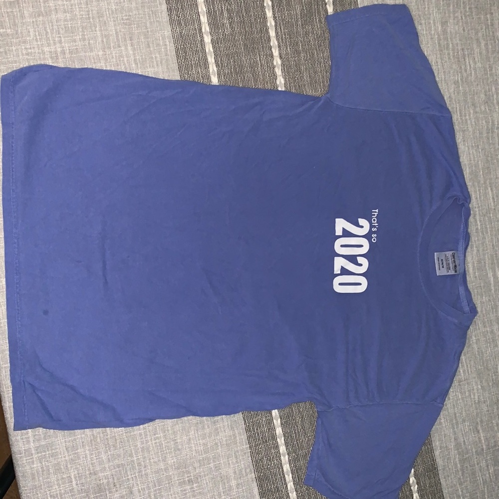 Size: medium  Color: light blue